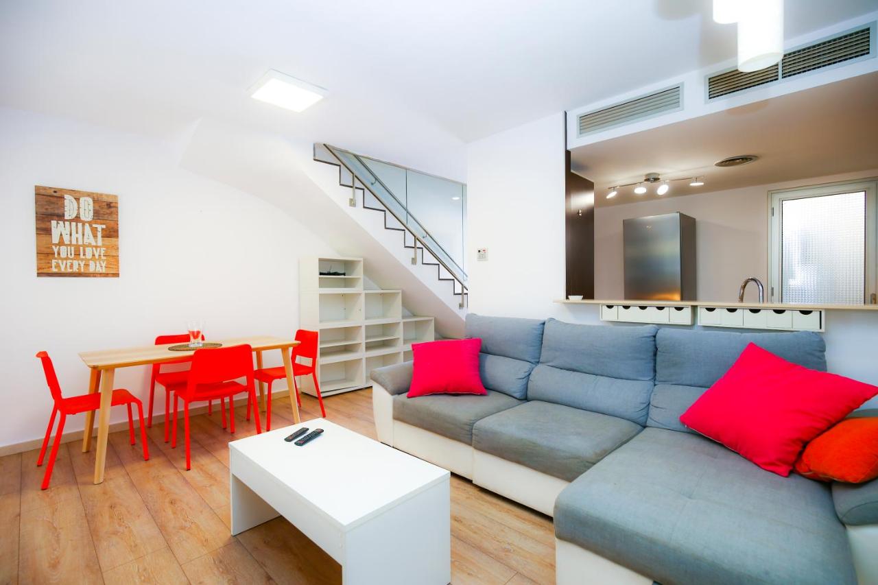 Chalet Palmeras, Montroig, Spain - Booking.com