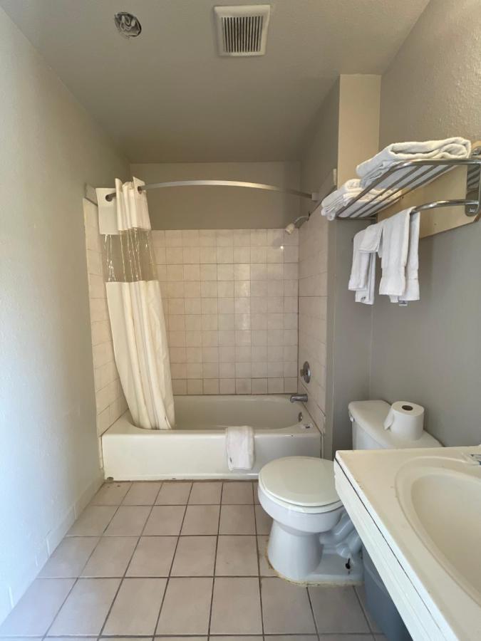 Best Inn Motel — photo 13