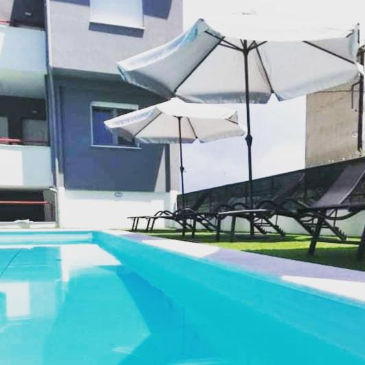 Фото MGE Luxury house with pool