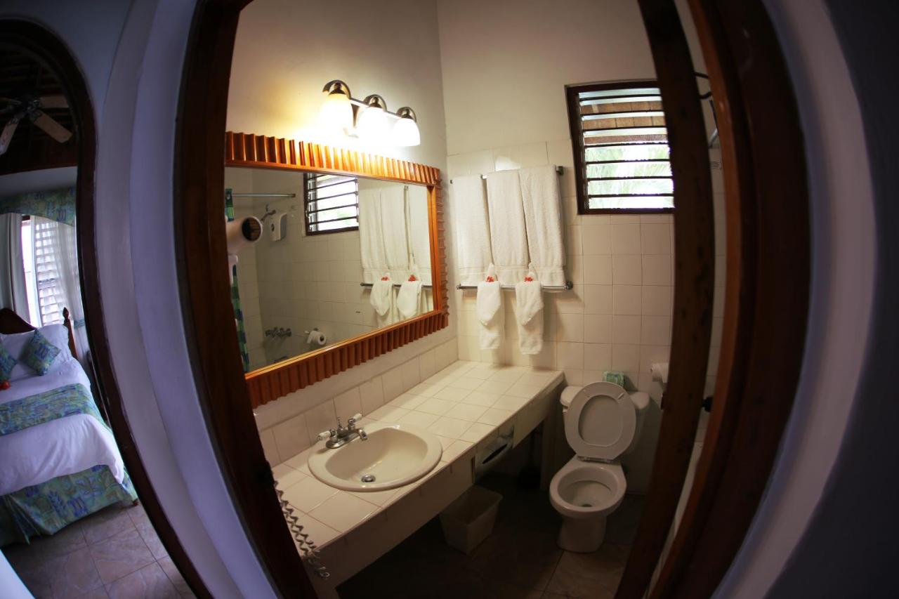 Negril Treehouse Resort - 3