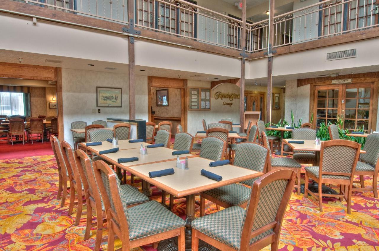 MCM Elegante Suites Abilene — photo 5