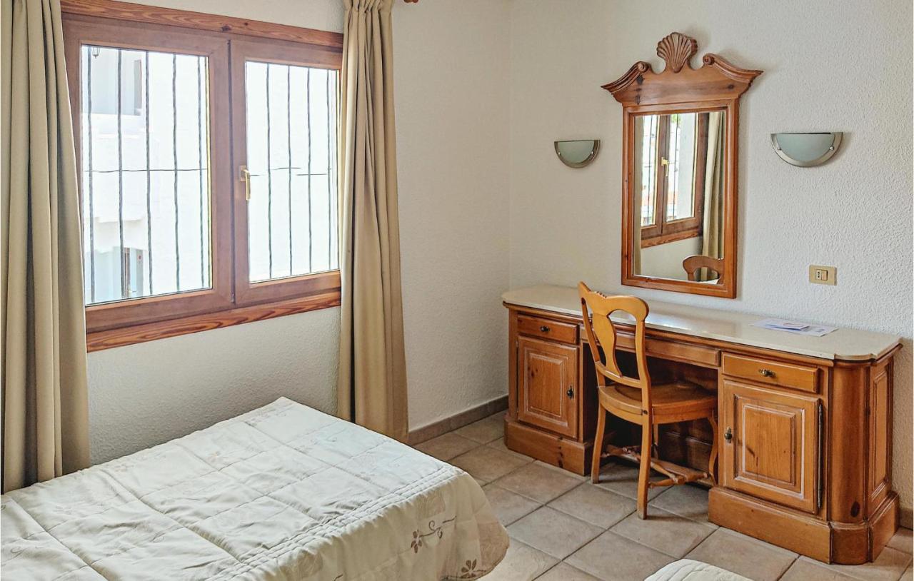 Beautiful apartment in Los Cristianos with Outdoor swimming ...