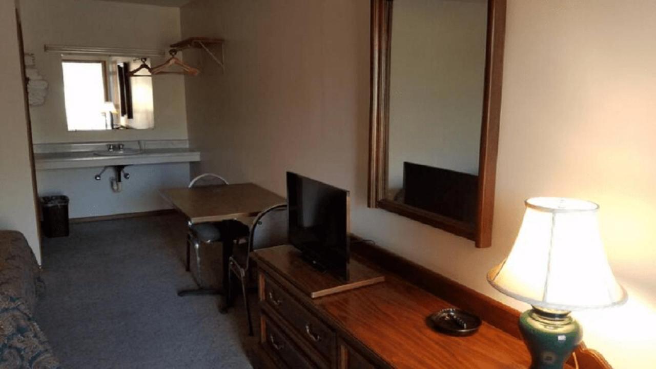 Michael's Motel — photo 3