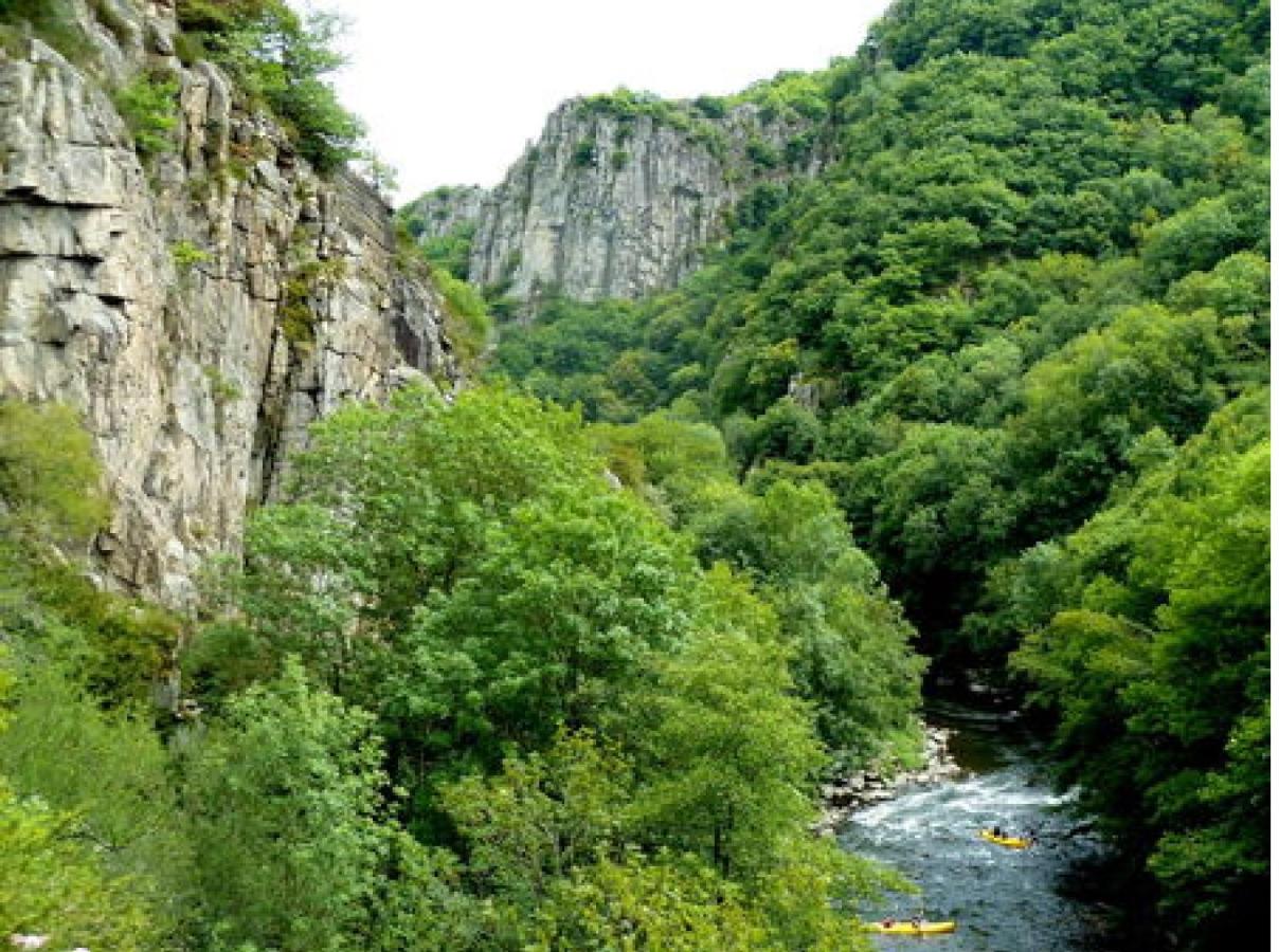 Hotel Restaurant Gorges De La Sioule