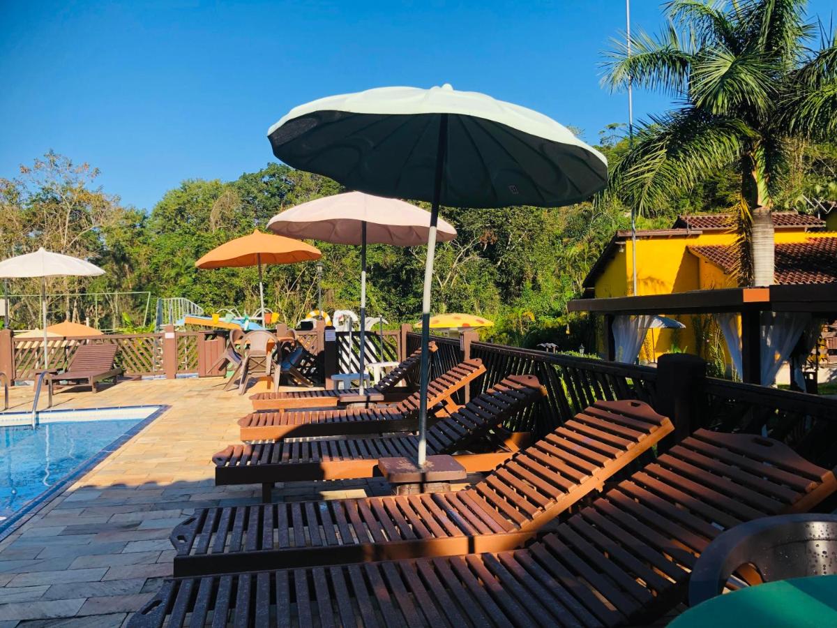 Rooftop swimming pool: Hotel Bosques do Massaguaçu