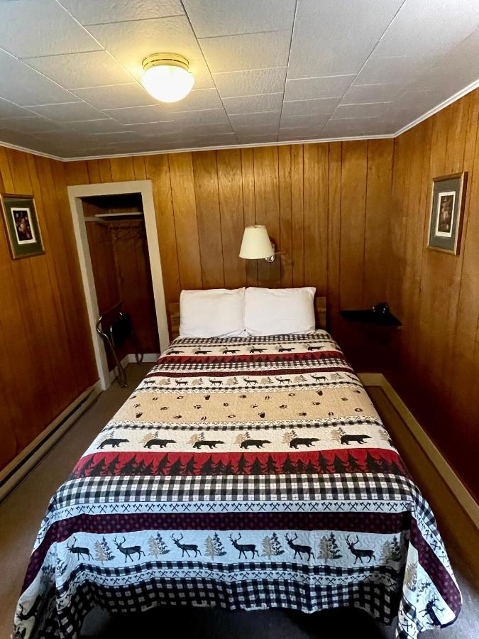 Mt. Coolidge Motel — photo 13