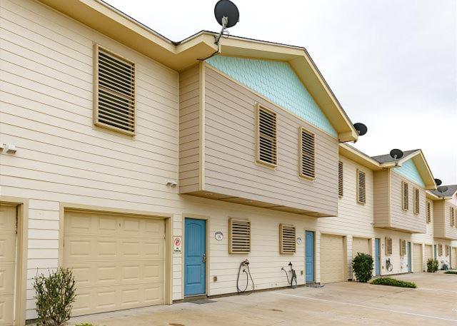 The 13th Wave Condo Rental — photo 2