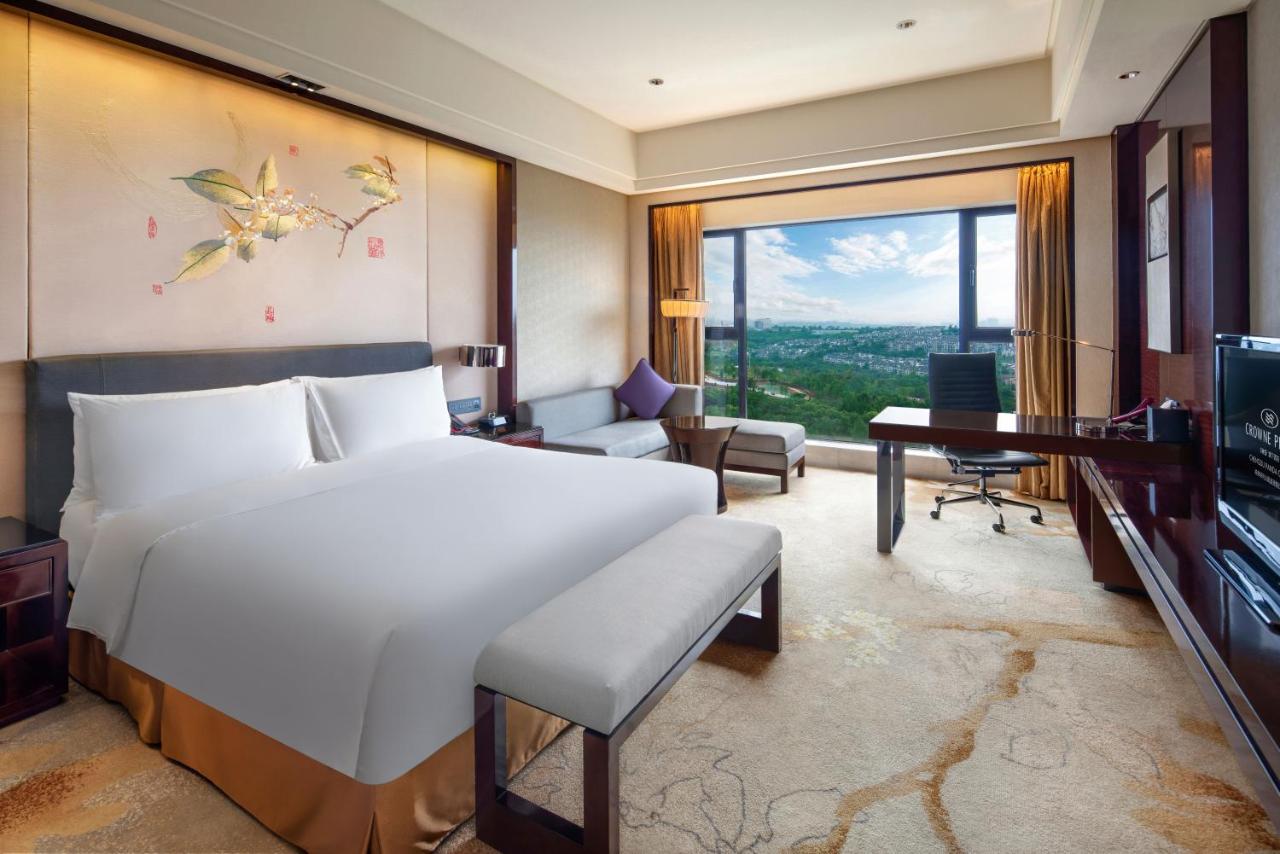 Crowne Plaza Chengdu Panda Garden, an IHG Hotel photo