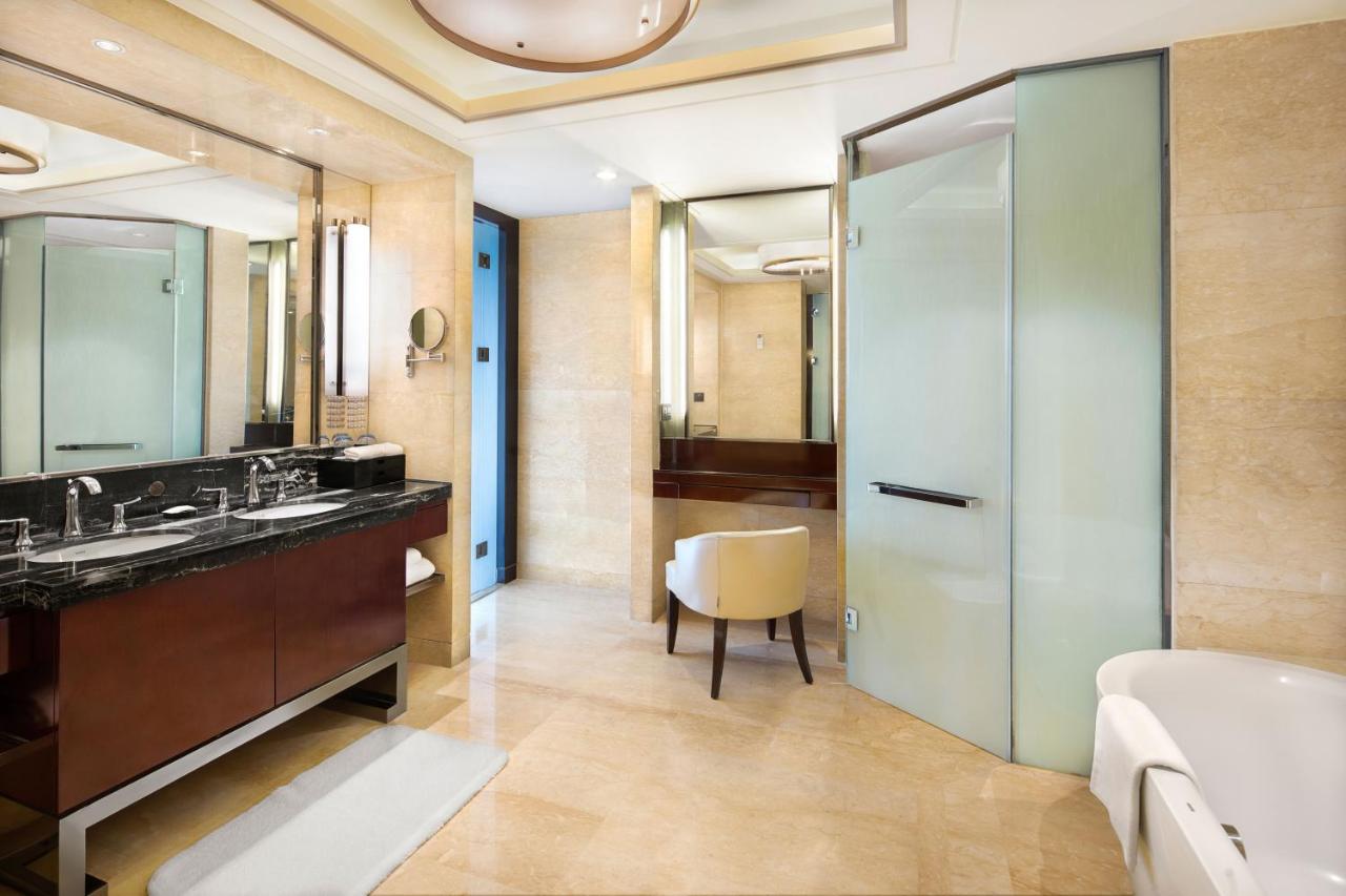 Crowne Plaza Chengdu Panda Garden, an IHG Hotel photo