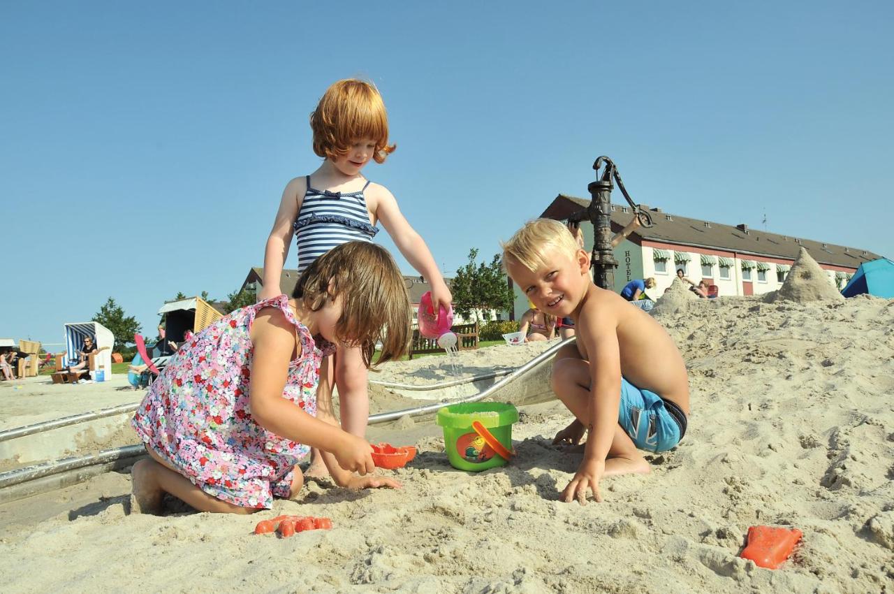 Beach: Dorf Wangerland