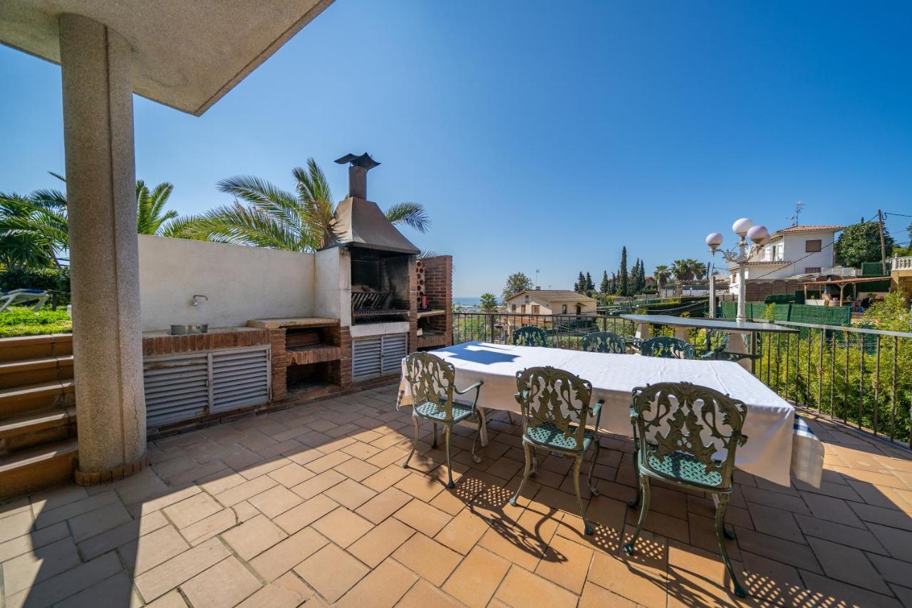 OS HomeHolidaysRentals Happy Family, Santa Susanna ...