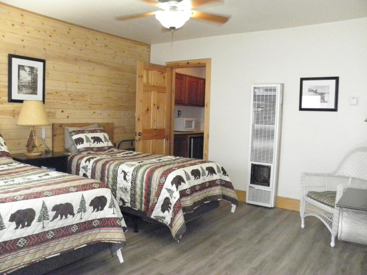 CREEKSIDE LODGE — photo 9