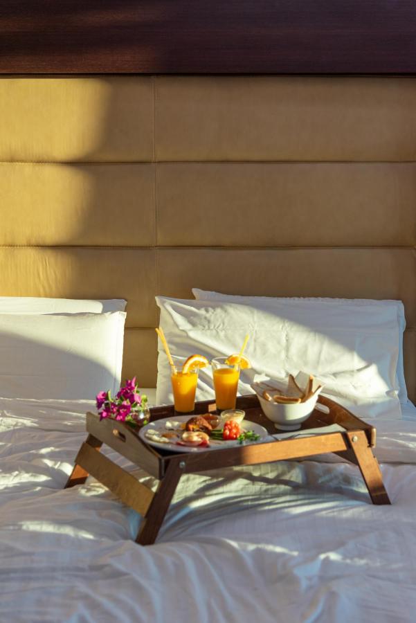 Hotel Vlora International photo