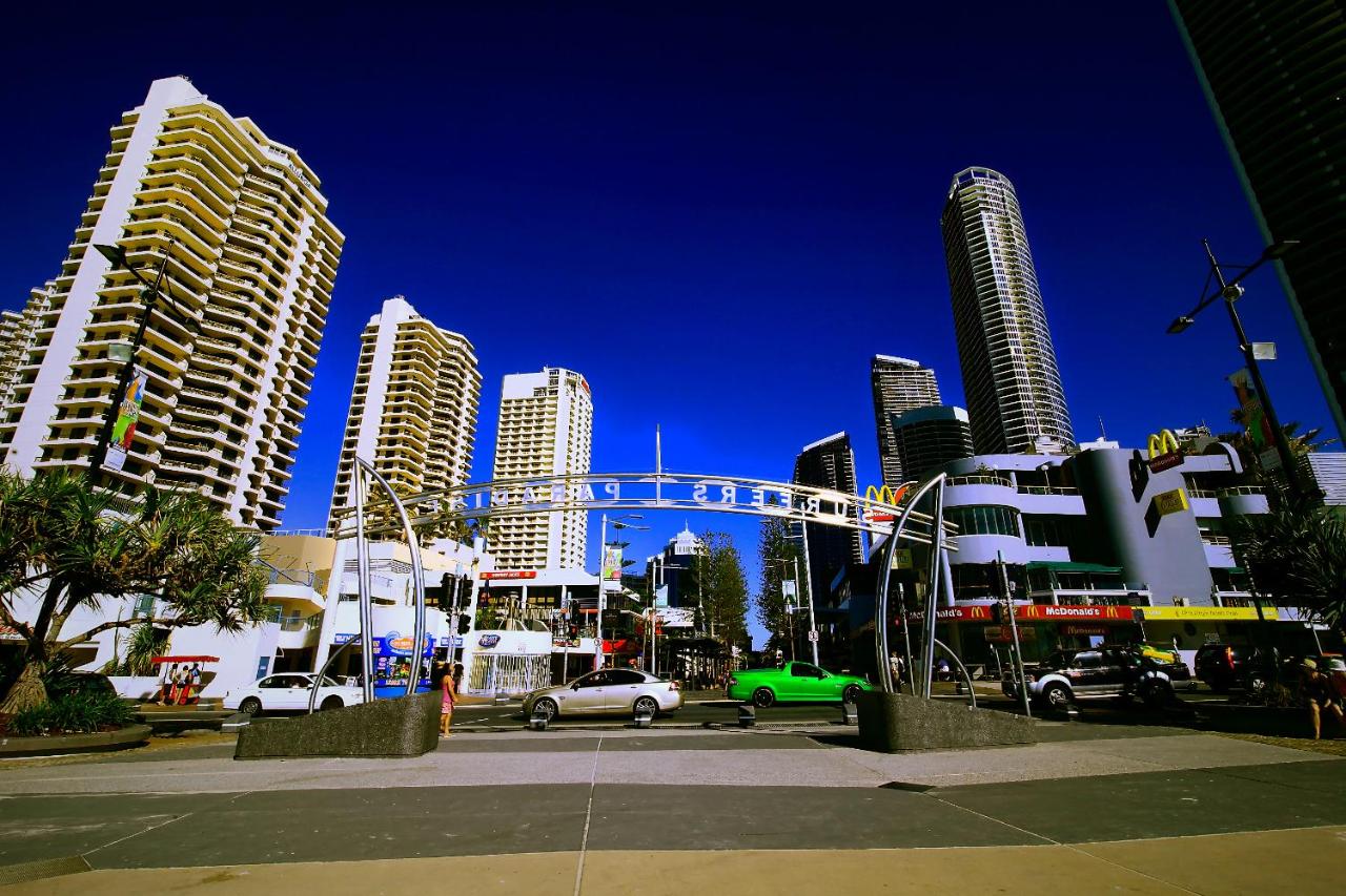 Grosvenor Beachfront Apartments Surfers Paradise photo