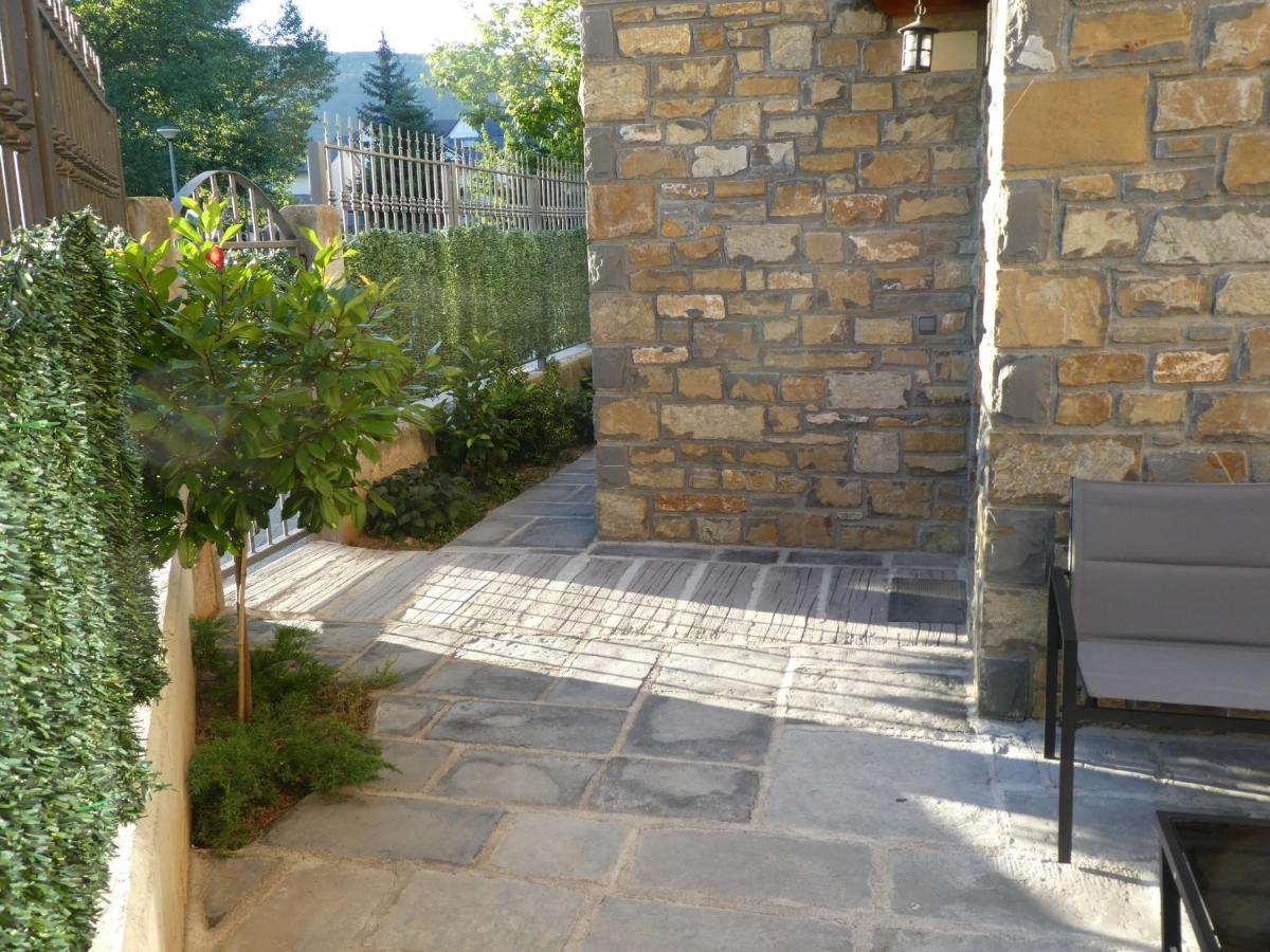 Casa con jardín frente ciudadela, Jaca – Updated 2022 Prices