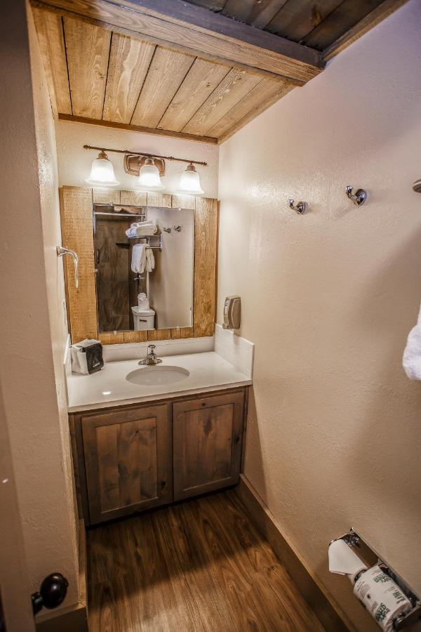 Chama Trails Motel — photo 10