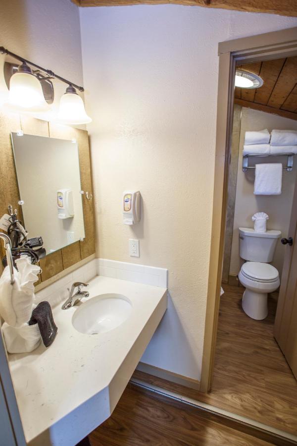 Chama Trails Motel — photo 15