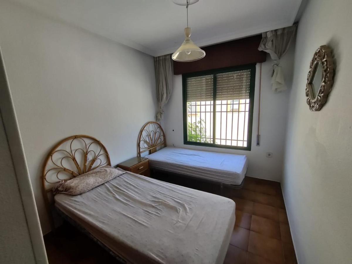 Chalet en frente de la playa, Torremolinos – Precios ...