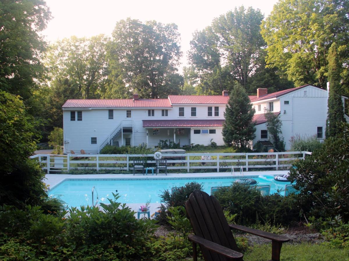 The Buttonwood Inn on Mt. Surprise — photo 5
