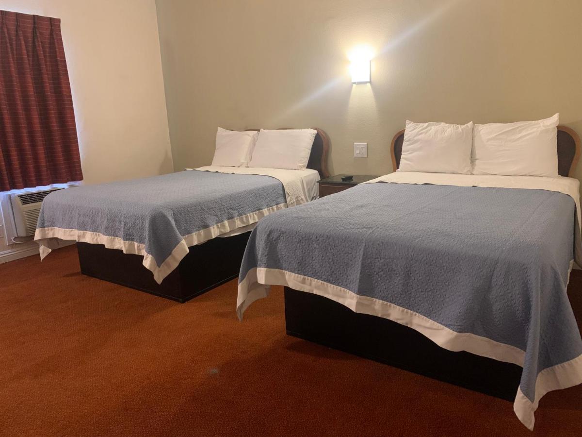 Ventura Beach House Motel — photo 10