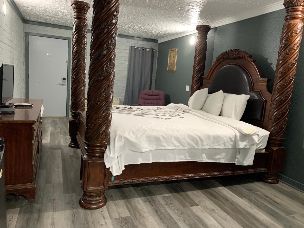 Stratford Inn Tyler — photo 16