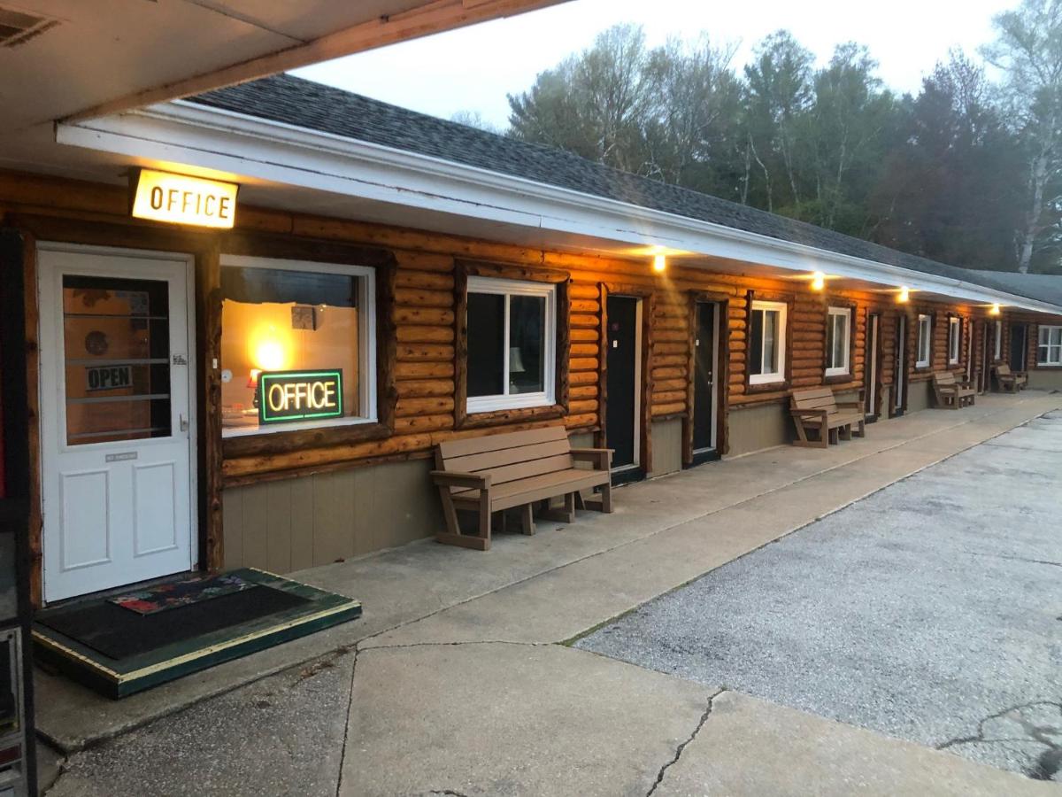 Holiday Motel — photo 8