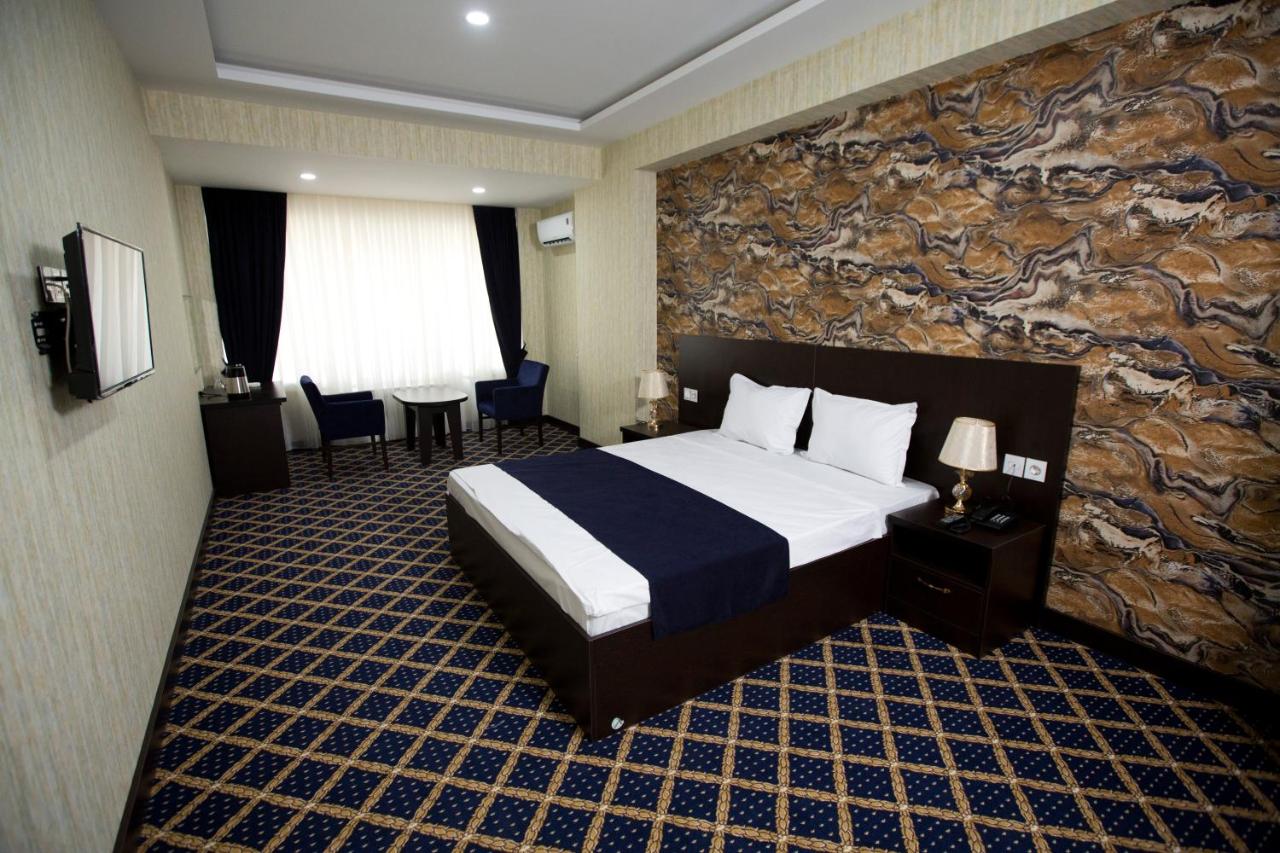 Kristal Inn Hotel photo