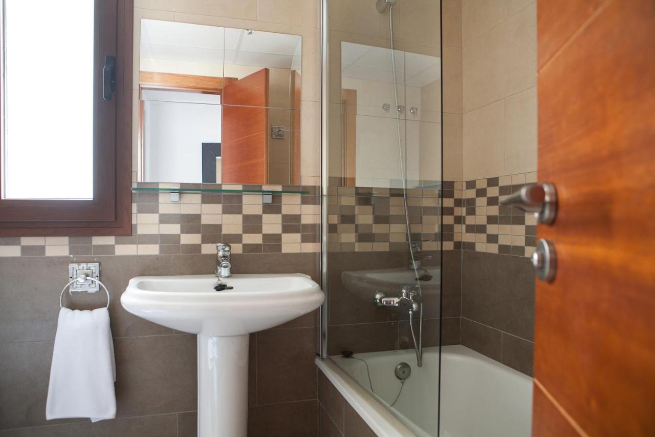 Real de Cartuja Apartments & Suites, Granada – Bijgewerkte ...