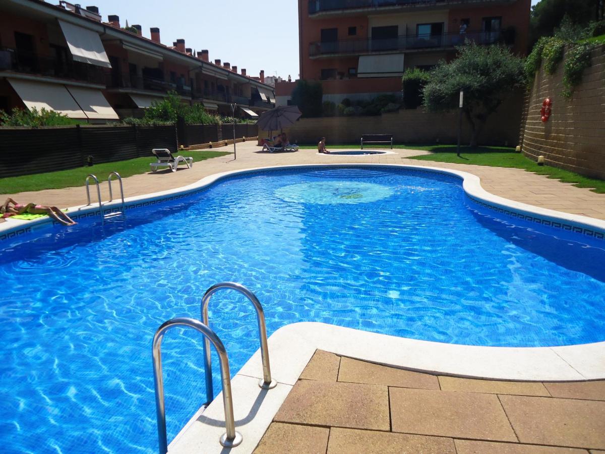 Apartamentos Cala Bohadella Low Floor (España Lloret de Mar ...