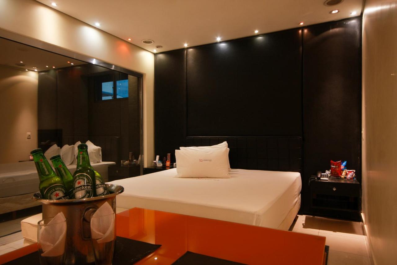 LESSENCE MOTEL photo
