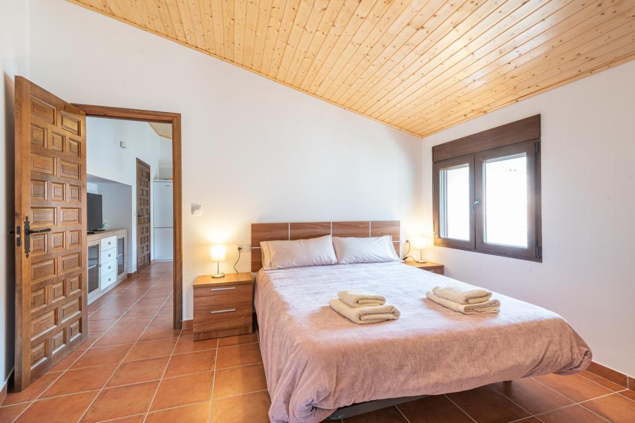 APARTAMENTOS CASA ESCUELAS, Toril, Spain - Booking.com