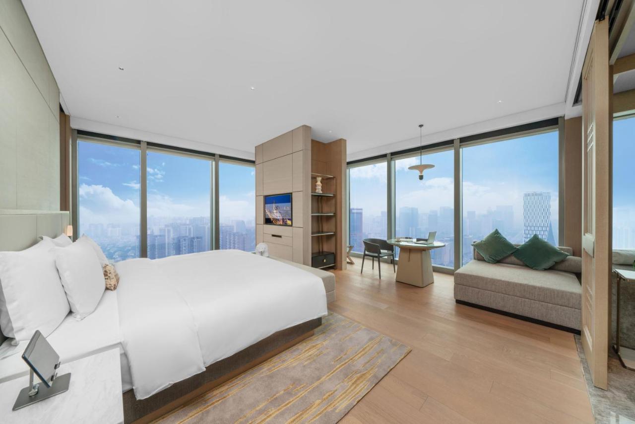 Grand Bay Hotel Chengdu photo