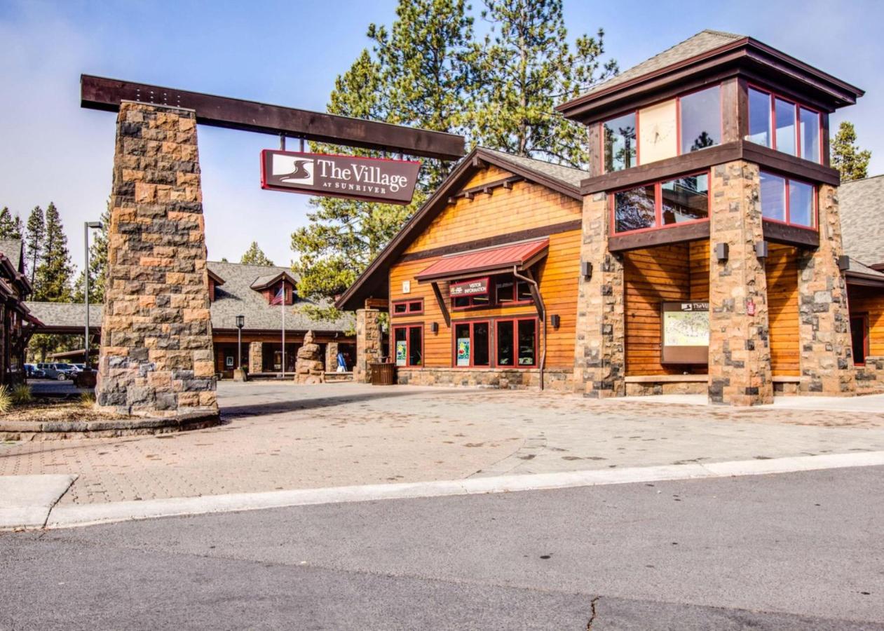 Sunriver Events For Christmas Eve 2022 At The Village Bar Ashwood 5, Sunriver – Updated 2022 Prices