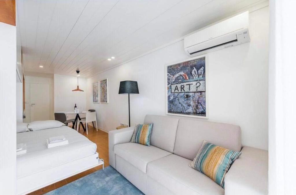 Bright Studio in the Heart of Porto by Great&Cosy - 2