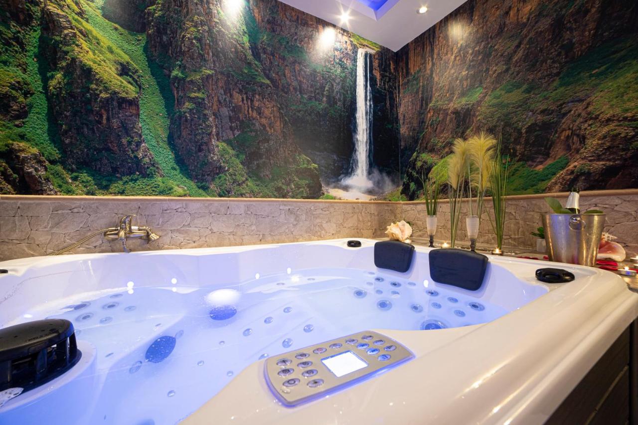 APARTAMENTO ESTRELLA SAUNA SPa JACUZZI, Alhama de Aragón ...