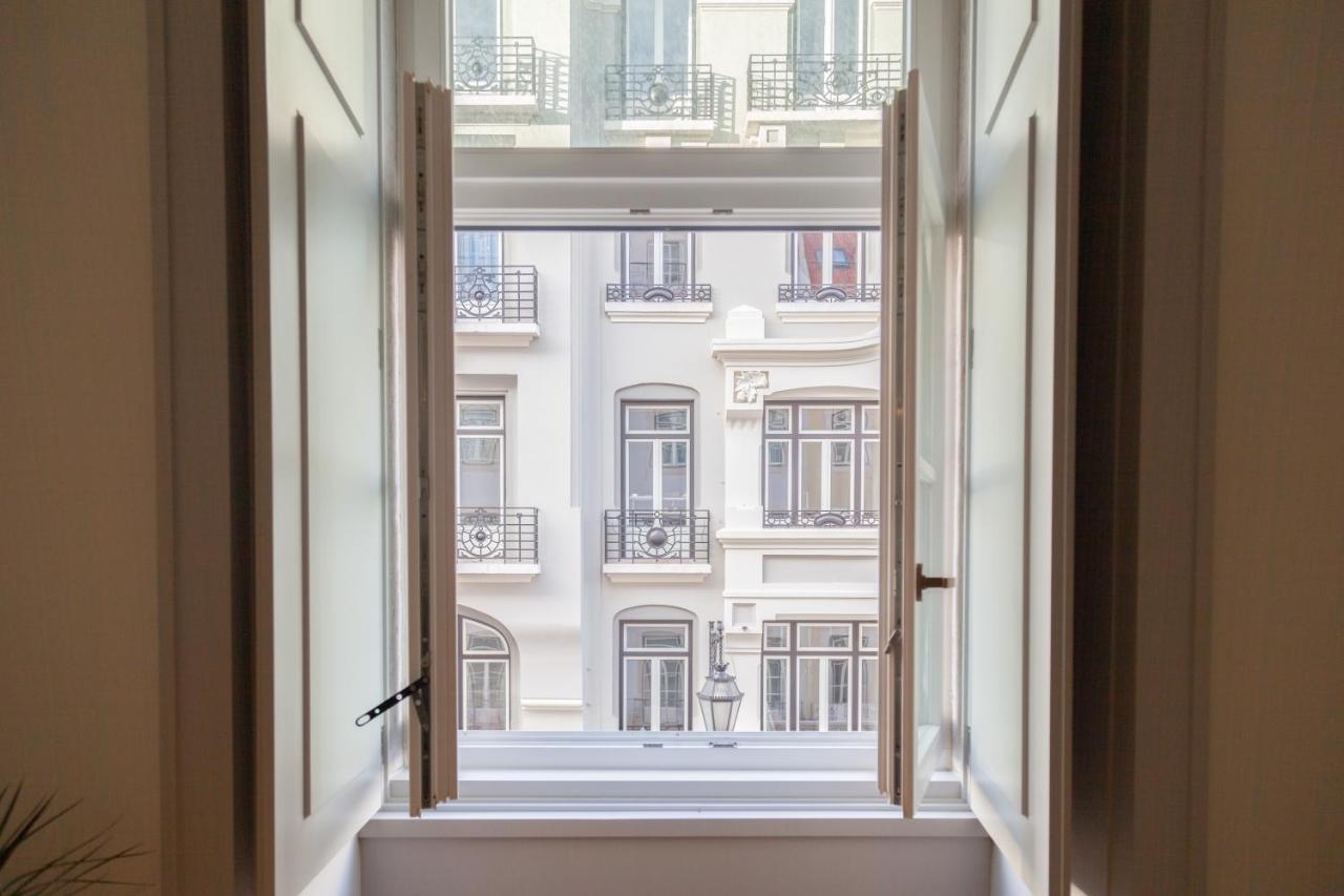 FLH Downtown Modern Art Flat - 3