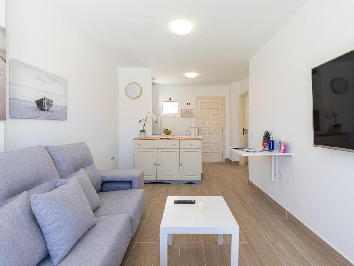 Apartamento Moderno con piscina en El Castillo, Caleta De ...