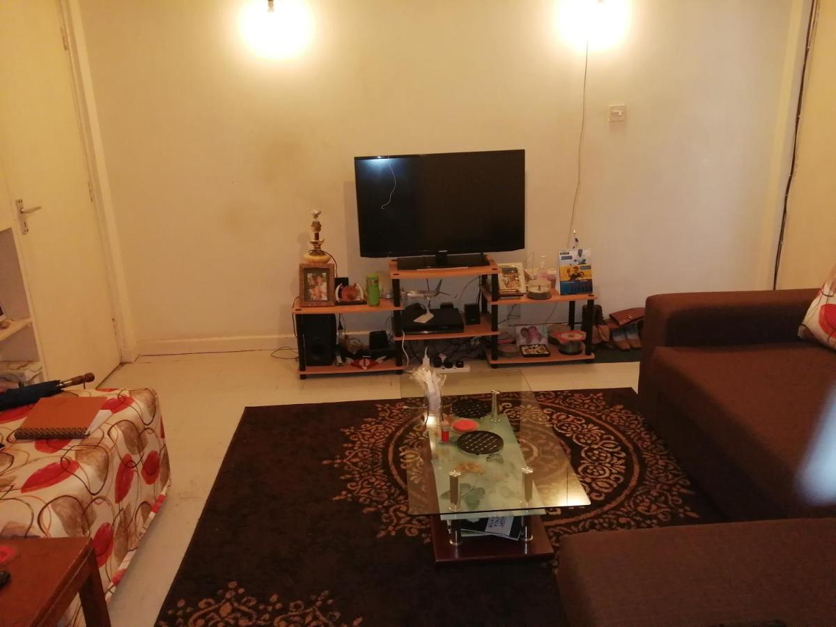 How To Arrange A Small Living Room In Kenya