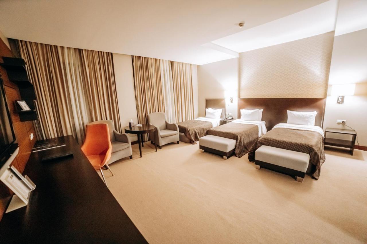 Point Hotel Baku photo