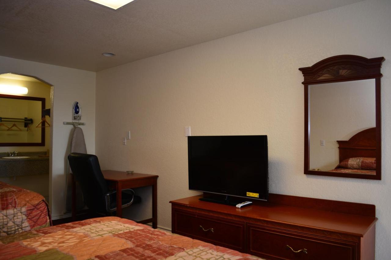 El Camino Motel — photo 7