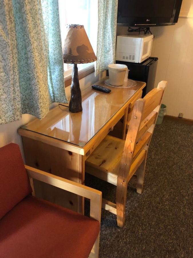 Holiday Motel — photo 4