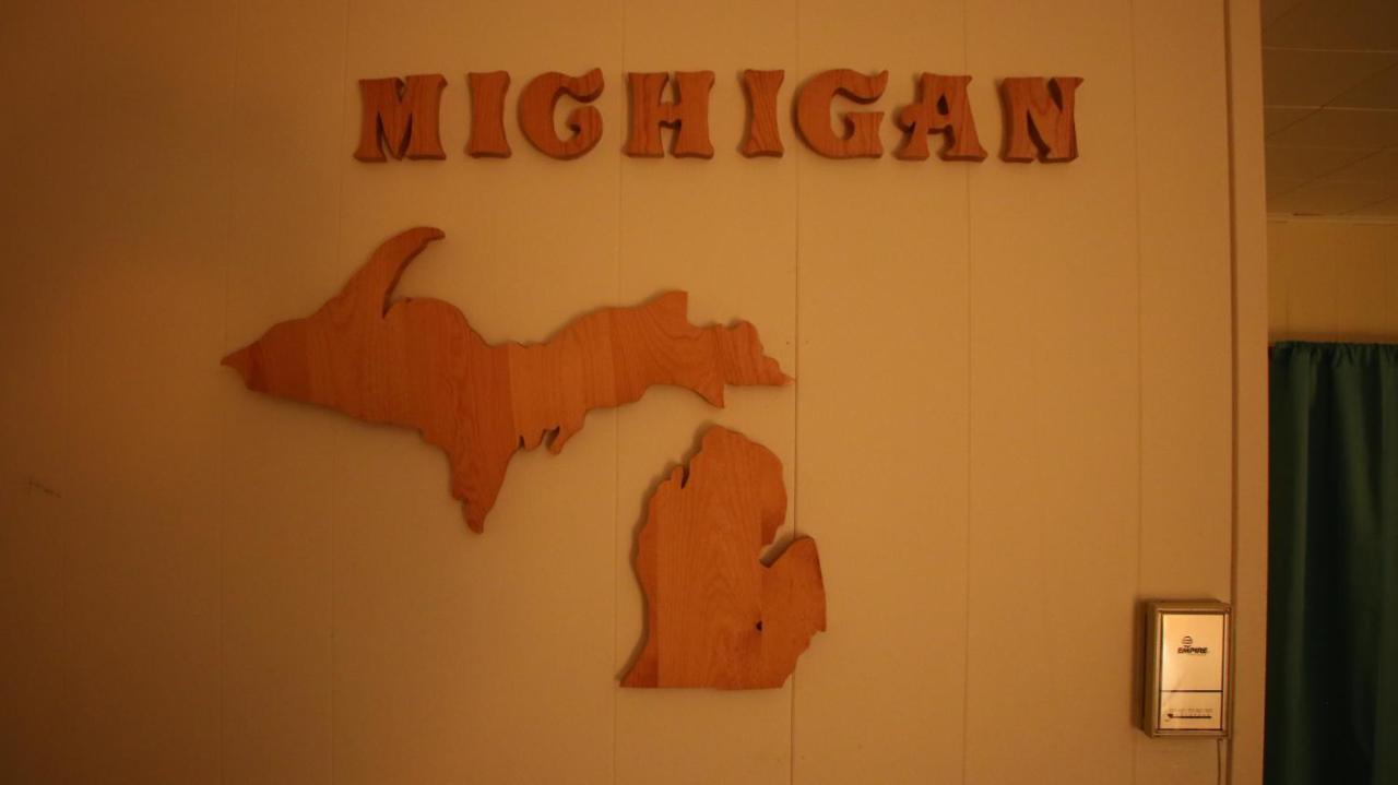 Holiday Motel — photo 21