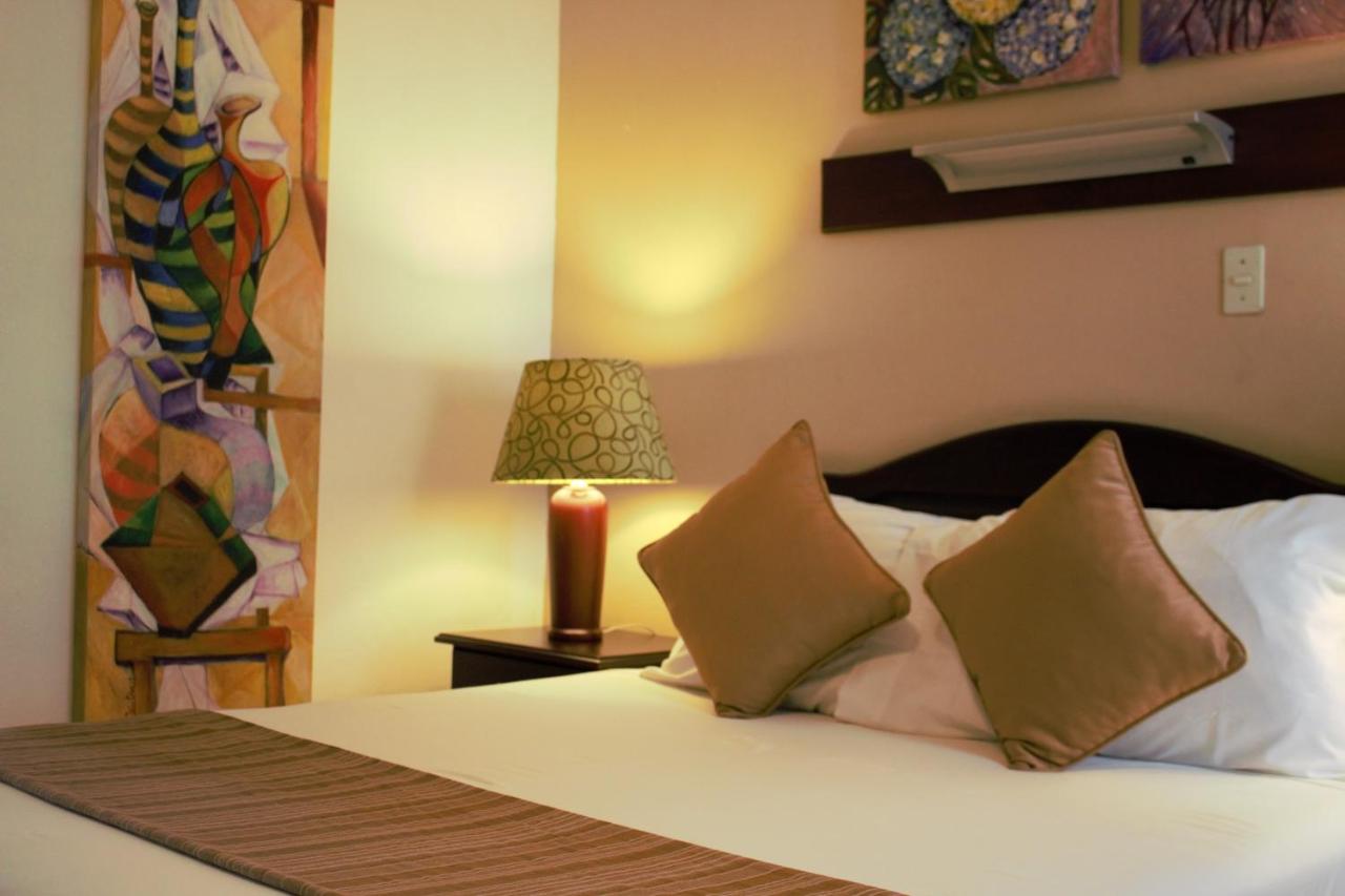 La Sabana Hotel Suites Apartments photo