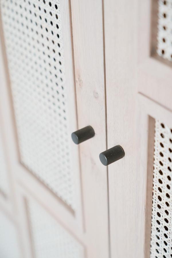 Mon Signor Adults Only Boutique Hotel - Kamari Santorini - 4