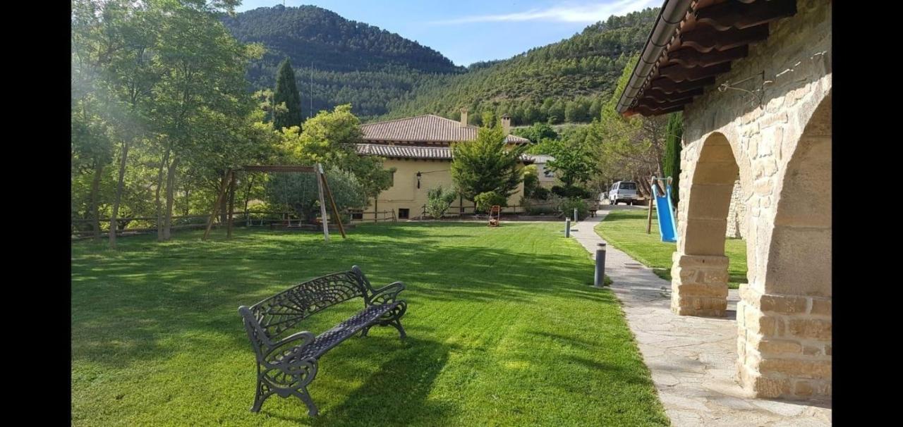 CASA RURAL FERNANDOEGEA (España Ayesa) - Booking.com