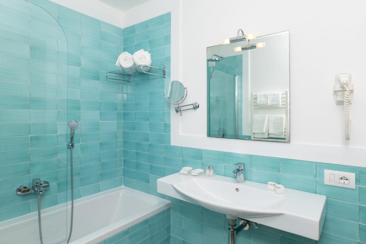 Grand Hotel Vesuvio - 2