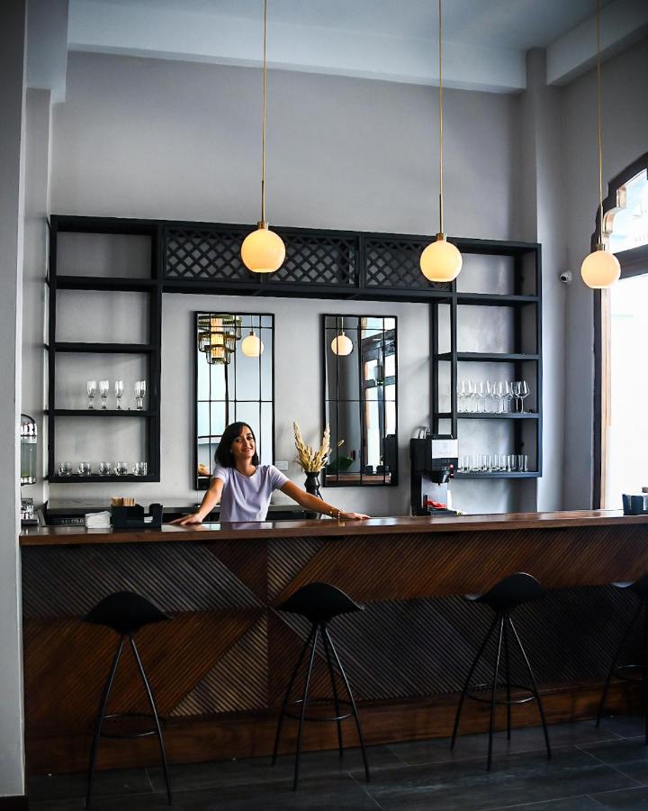 EL Colonial Open Bar Adults Only - 4