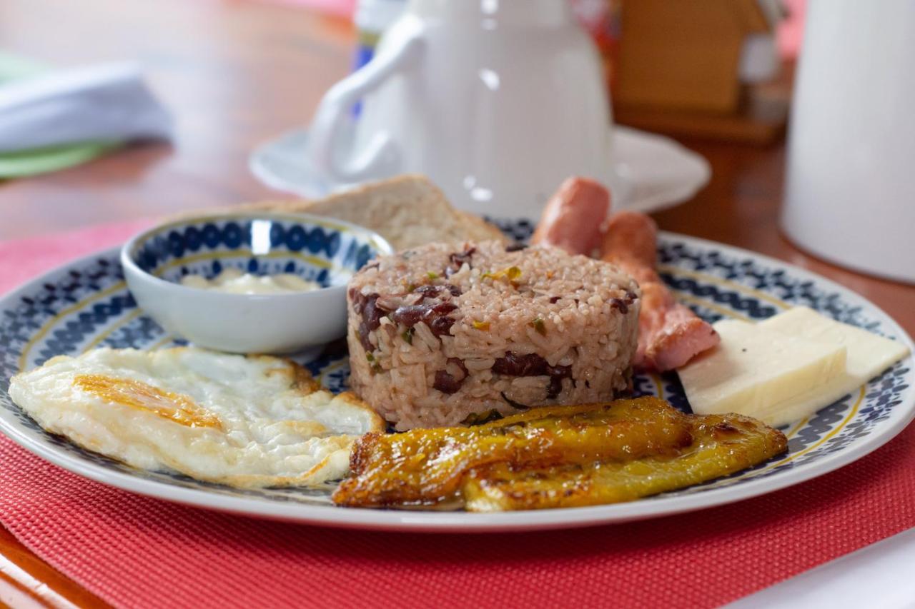 Nafre House B&B Monteverde photo