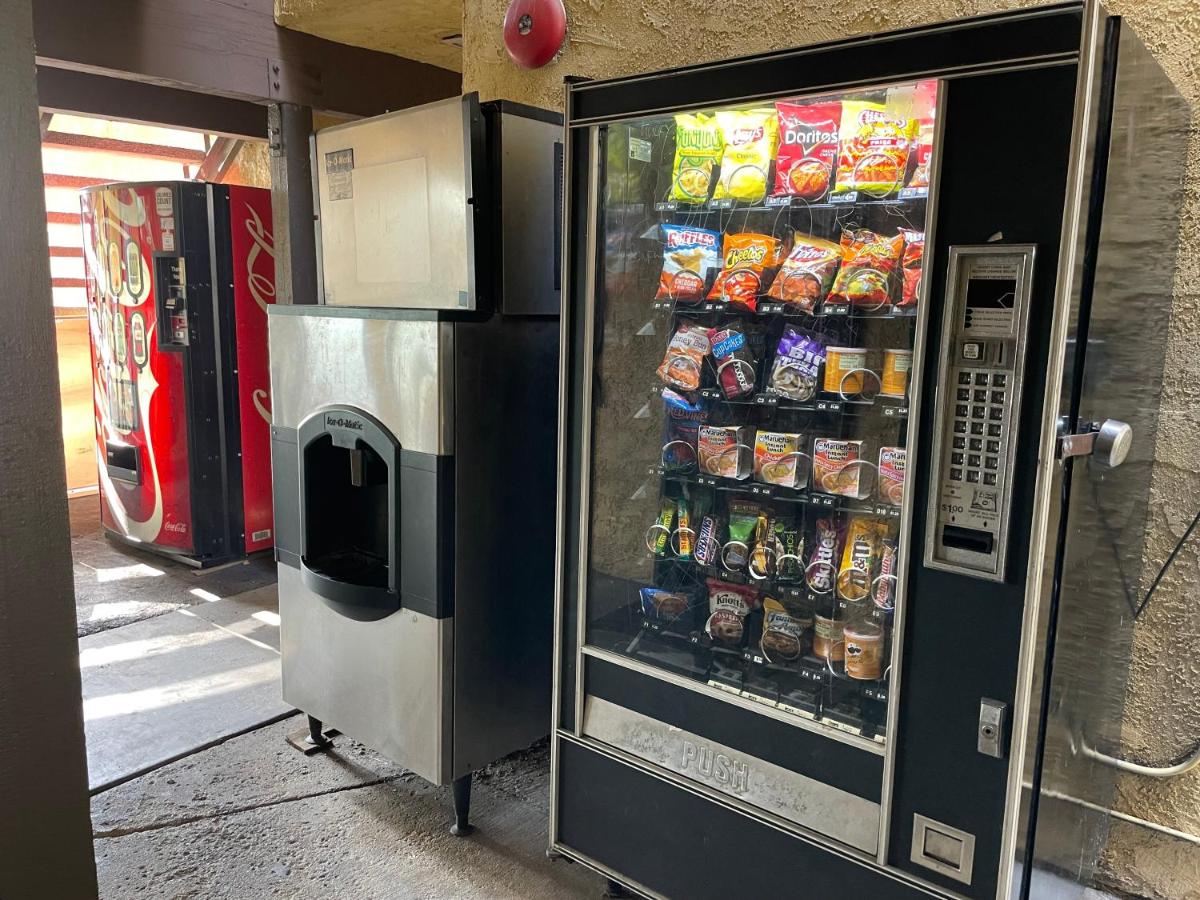Siesta Inn — photo 16