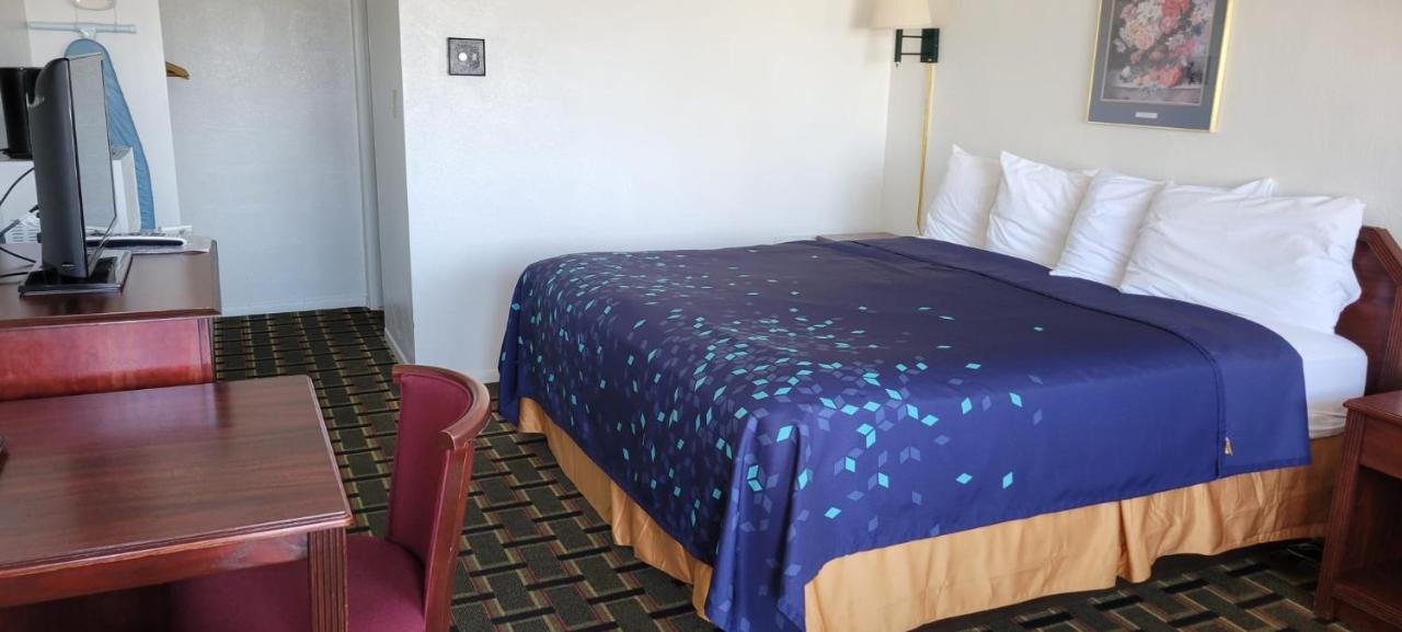 Stagecoach Motel motel — photo 12
